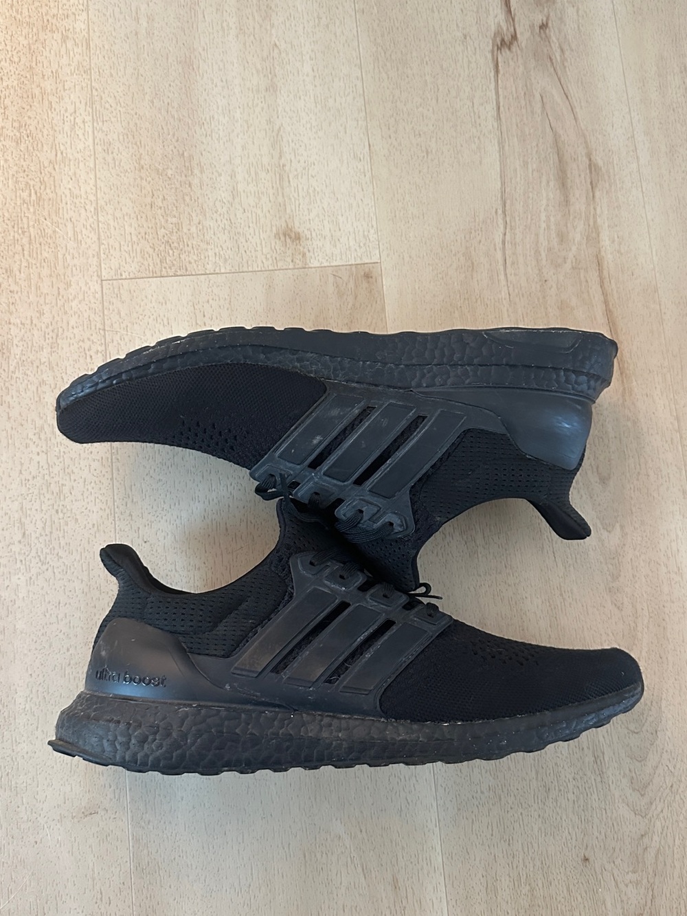 adidas Ultra Boost - Picture 4 of 6